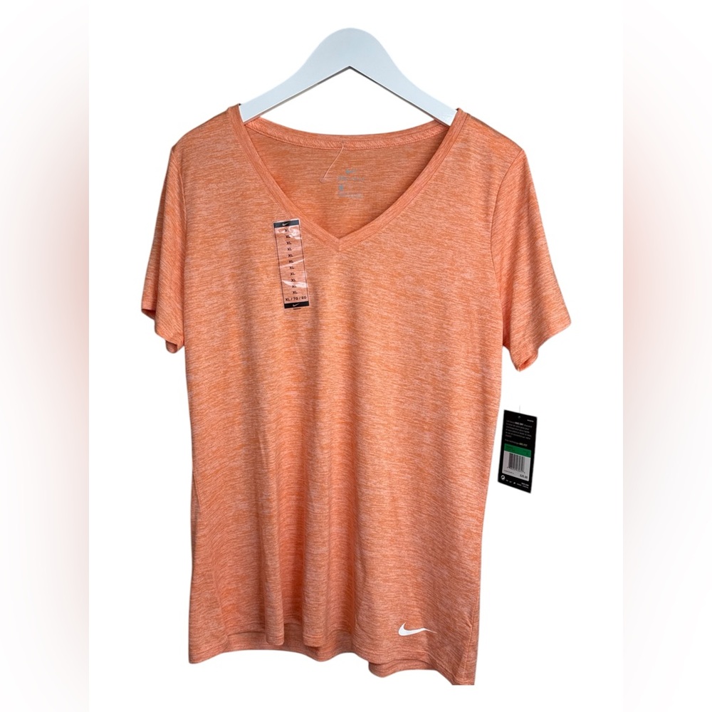 Nike tees dry fit, Orange, NWT size XL